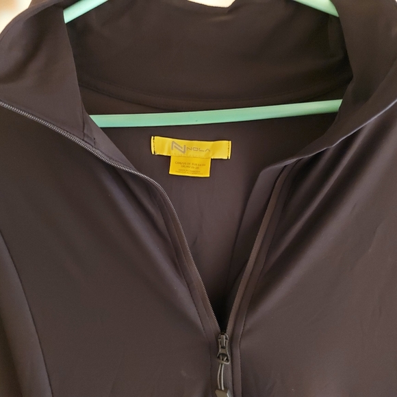 Nola Black Athletic Wear Pull Over With Pockets - Picture 3 of 10